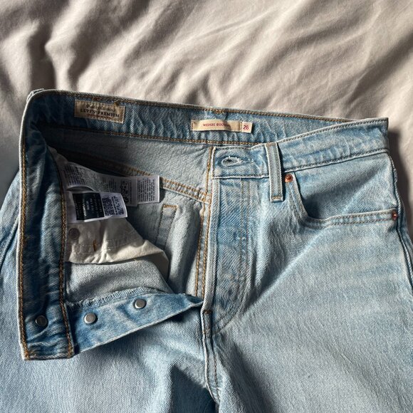 LEVI'S Wedgie Boot Jeans Size 25-26 - Picture 11 of 11